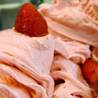 Erdbeer-Eiscreme